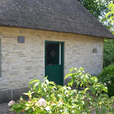 Holsteinshof - Reetdachkate Zwischen Nord- Und Ostsee Ferienhaus Jübek
