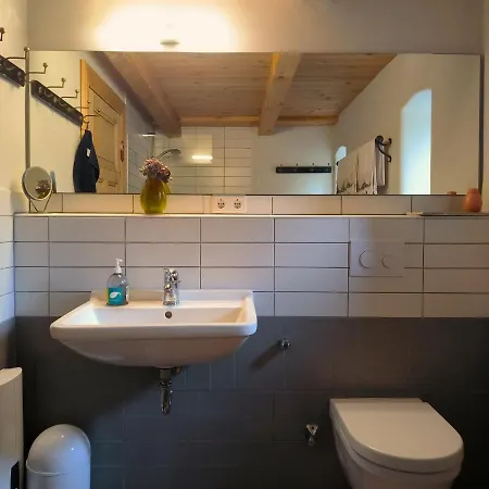 Holiday home Holsteinshof - Reetdachkate Zwischen Nord- Und Ostsee